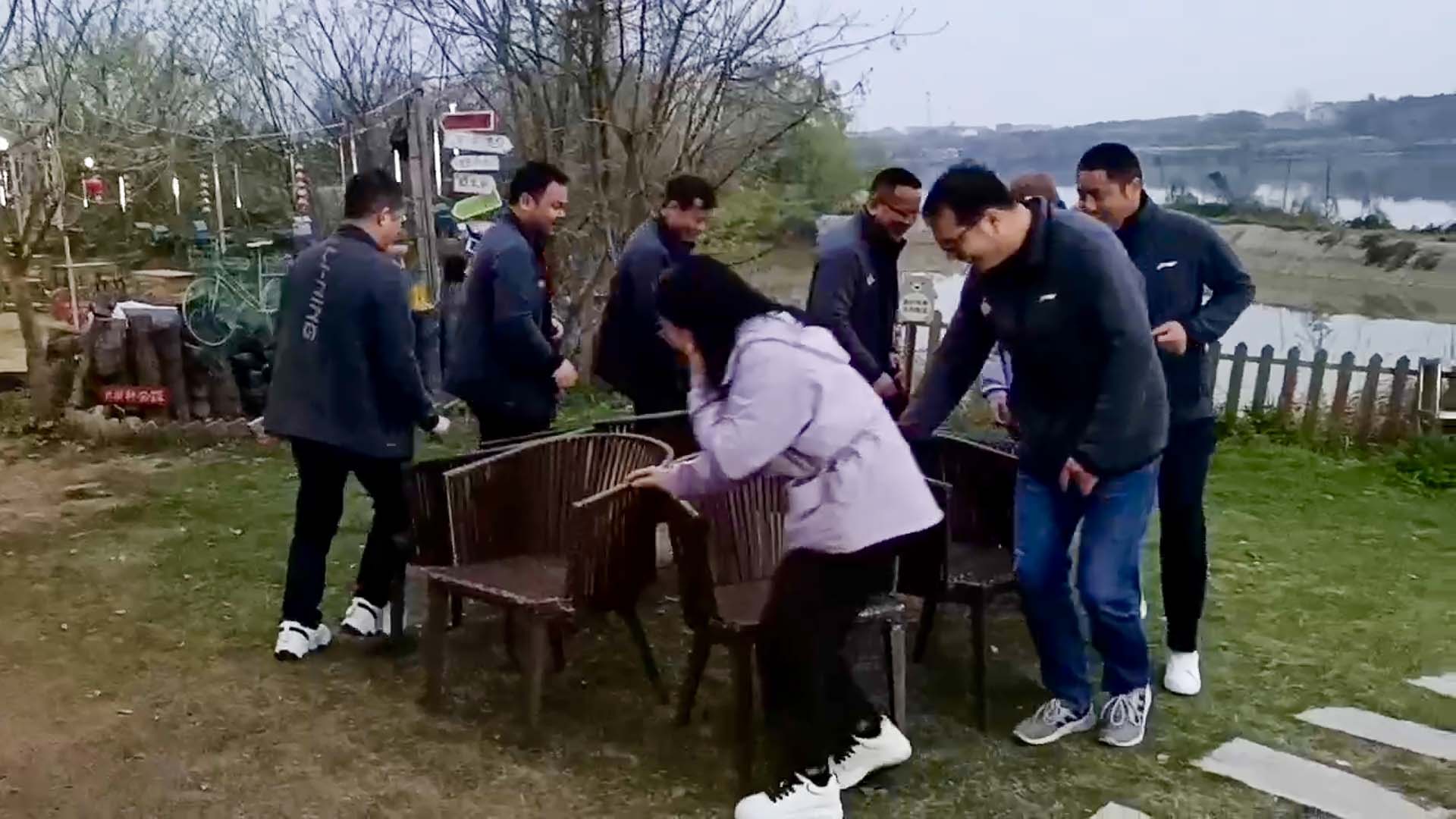 ӭ��������  ��(l��)��������              ����˾�e�k�������ߑ���F(tu��n)�����(d��ng)