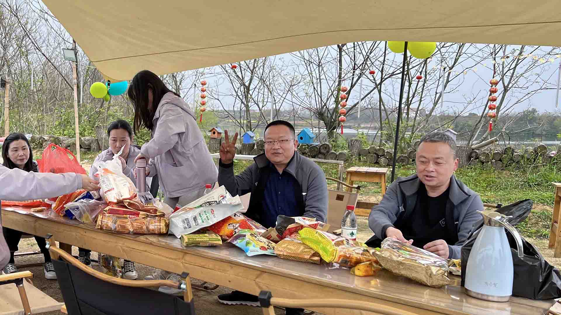 ӭ��������  ��(l��)��������              ����˾�e�k�������ߑ���F(tu��n)�����(d��ng)